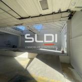 Activités A VENDRE - VILLEURBANNE - 3 350 m² Activités A VENDRE - VILLEURBANNE - 3 350 m²