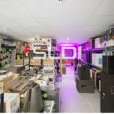 Commerces A VENDRE - VILLEURBANNE - 237 m²