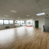 Locaux d'activités A VENDRE - VAULX EN VELIN - 371 m²