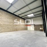 Locaux d'activités A VENDRE - VAULX EN VELIN - 371 m²
