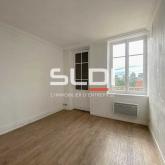 Bureaux A LOUER - SAINT CYR AU MONT D'OR - 73 m²