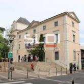 Commerces A LOUER - ECULLY - 99 m²