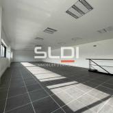 Activités A VENDRE - VENISSIEUX - 4 204 m²
