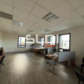 Locaux d'activités A LOUER - SAINT PRIEST - 598 m²