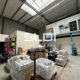 Locaux d'activités A LOUER - SAINT PRIEST - 598 m² Locaux d'activités A LOUER - SAINT PRIEST - 598 m²