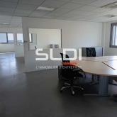 Activités A VENDRE - DECINES CHARPIEU - 2 100 m²