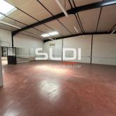 Locaux d'activités A LOUER - GENAY - 382 m² Locaux d'activités A LOUER - GENAY - 382 m²