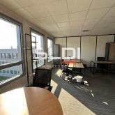 Bureaux A LOUER - DARDILLY - 343 m²