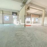 Locaux d'activités A VENDRE - SAINT QUENTIN FALLAVIER - 336 m² Locaux d'activités A VENDRE - SAINT QUENTIN FALLAVIER - 336 m²