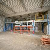 Locaux d'activités A VENDRE OU A LOUER - GENAS - 990 m²