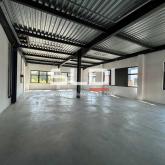 Locaux d'activités A LOUER - DARDILLY - 418 m² Locaux d'activités A LOUER - DARDILLY - 418 m²