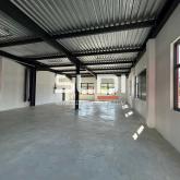 Locaux d'activités A LOUER - DARDILLY - 418 m² Locaux d'activités A LOUER - DARDILLY - 418 m²