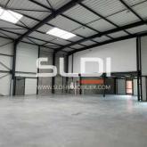 Locaux d'activités A LOUER - CHASSIEU - 630 m²