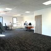 Locaux d'activités A LOUER - CHASSIEU - 630 m²