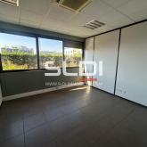 Locaux d'activités A LOUER - DARDILLY - 1 854 m²