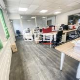 Locaux d'activités A LOUER - GENAS - 1 113 m²