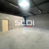 Locaux d'activités A LOUER - CHASSIEU - 177 m² Locaux d'activités A LOUER - CHASSIEU - 177 m²