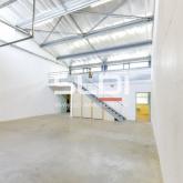 Locaux d'activités A LOUER - LYON - 372 m² Locaux d'activités A LOUER - LYON - 372 m²