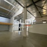 Locaux d'activités A LOUER - LYON - 372 m²
