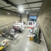 Locaux d'activités A VENDRE OU A LOUER - TREVOUX - 464 m² Locaux d'activités A VENDRE OU A LOUER - TREVOUX - 464 m²