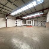 Locaux d'activités A LOUER - MORNANT - 880 m² Locaux d'activités A LOUER - MORNANT - 880 m²