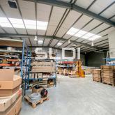 Locaux d'activités A LOUER - VAULX EN VELIN - 891 m² Locaux d'activités A LOUER - VAULX EN VELIN - 891 m²