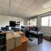 Locaux d'activités A LOUER - CHASSIEU - 333 m² Locaux d'activités A LOUER - CHASSIEU - 333 m²