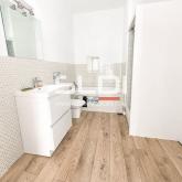 Bureaux A VENDRE OU A LOUER - LYON - 82 m² Bureaux A VENDRE OU A LOUER - LYON - 82 m²