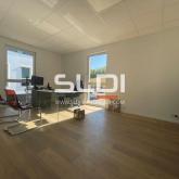 Bureaux A LOUER - SAINT GENIS LAVAL - 160 m² Bureaux A LOUER - SAINT GENIS LAVAL - 160 m²