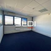 Locaux d'activités A LOUER - MIONS - 7 933 m² Locaux d'activités A LOUER - MIONS - 7 933 m²