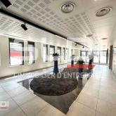 Bureaux A LOUER - DECINES CHARPIEU - 155 m²