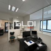 Locaux d'activités A LOUER - VAULX EN VELIN - 2 909 m² Locaux d'activités A LOUER - VAULX EN VELIN - 2 909 m²