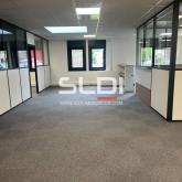 Locaux d'activités A LOUER - VENISSIEUX - 1 054 m² Locaux d'activités A LOUER - VENISSIEUX - 1 054 m²