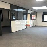 Locaux d'activités A LOUER - VENISSIEUX - 1 054 m²