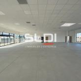 Commerces A LOUER - VENISSIEUX - 3 757 m²