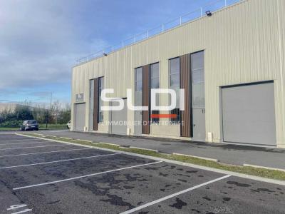 Activités A LOUER - MONTLUEL - 138 m²