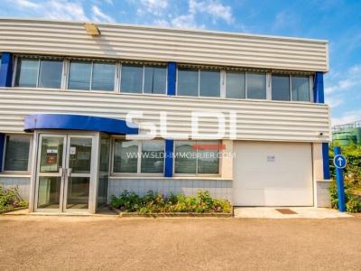 Locaux d'activités A LOUER - SAINT FONS - 930 m²