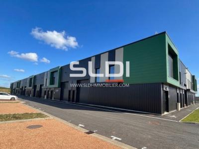 Locaux d'activités A VENDRE - VILLETTE D'ANTHON - 2 008 m²