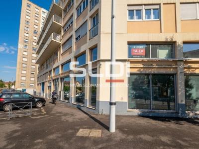 Commerces A LOUER - MACON - 333 m²