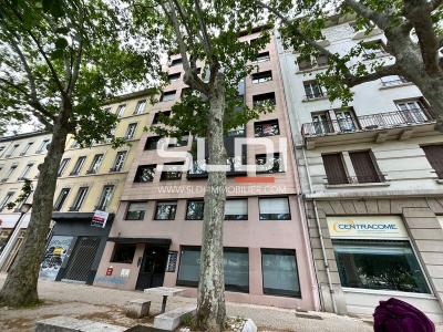 Bureaux A LOUER - LYON - 90 m²