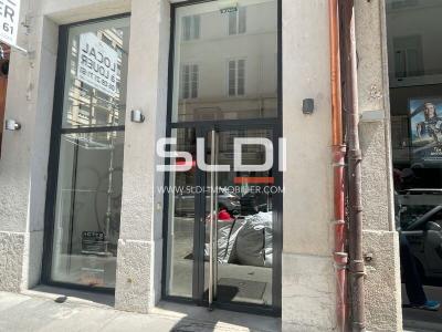 Commerces A LOUER - LYON - 44 m²