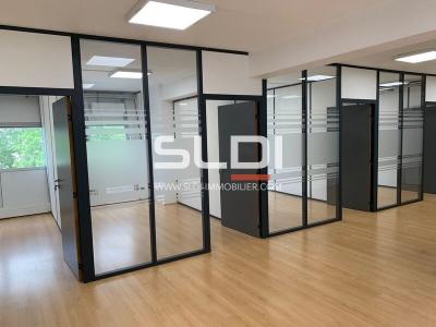 Bureaux A LOUER - LYON - 200 m²