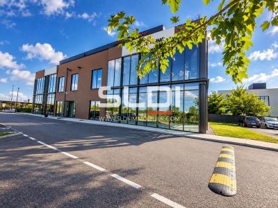 Commerces A LOUER - MEYZIEU - 220 m²