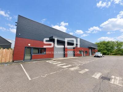 Locaux d'activités A LOUER - MARCILLY D'AZERGUES - 300 m²