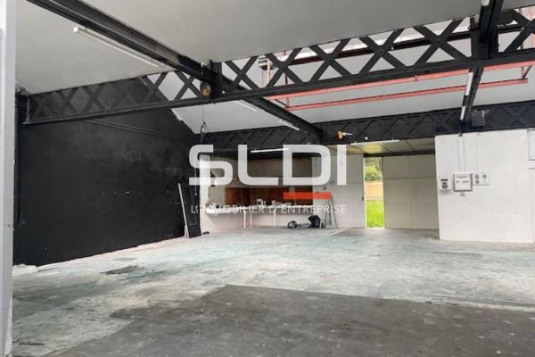 Bureaux A LOUER - RILLIEUX LA PAPE - 334 m²