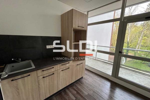 Bureaux A LOUER - ECULLY - 401 m²