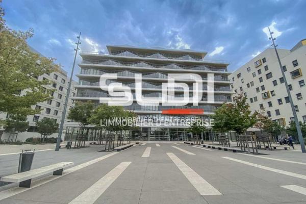 Bureaux A VENDRE OU A LOUER - VENISSIEUX - 2 354 m²