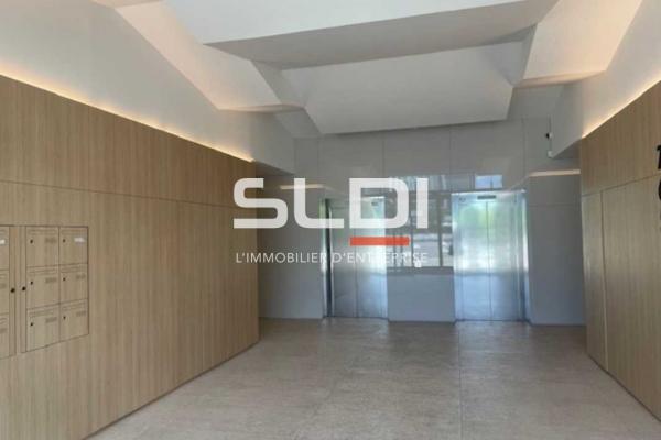 Bureaux A VENDRE OU A LOUER - VENISSIEUX - 2 354 m²