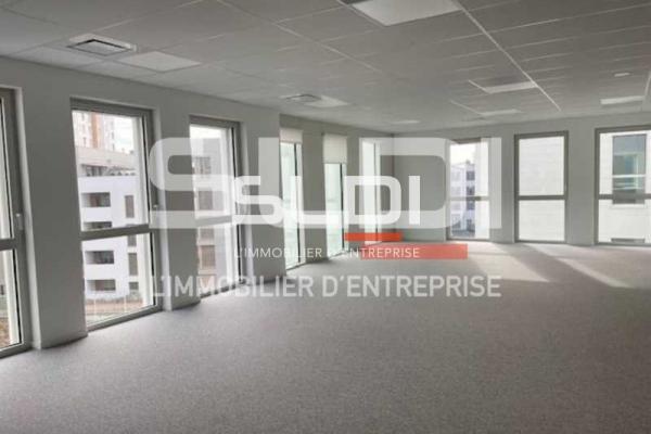 Bureaux A LOUER - LYON - 2 412 m²
