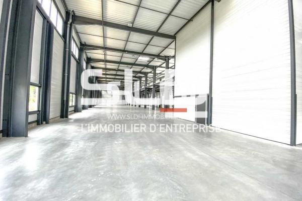 Locaux d'activités A LOUER - MEYZIEU - 1 531 m²